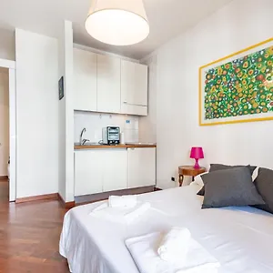  Apartament & Comfy With Veranda