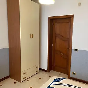 Apartamento Enry Station House, Bari