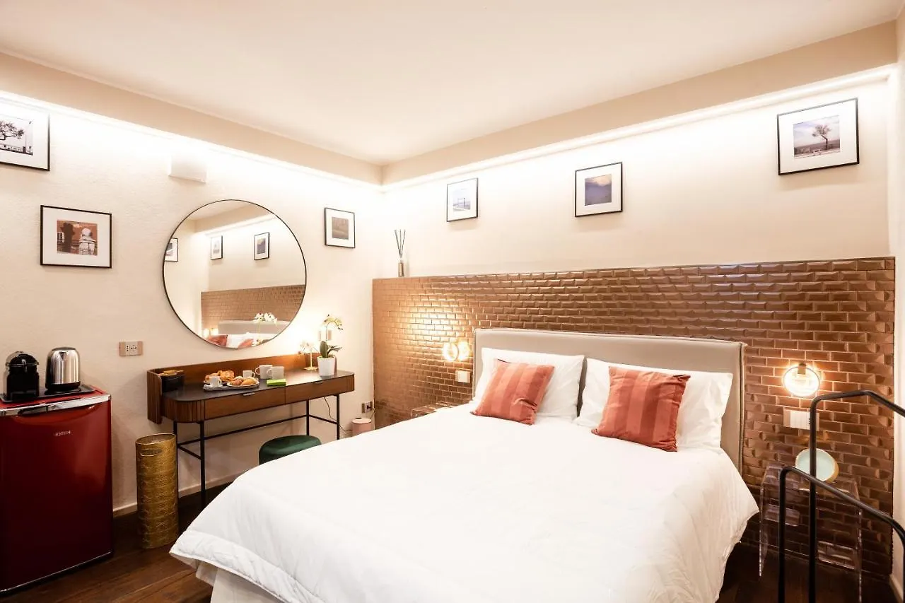 Tre36 - Smart & Design Room In The Old Center Bari 0*,  Italia