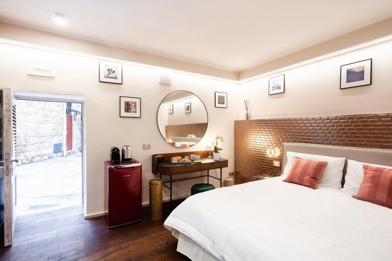 Appartamento Tre36 - Smart & Design Room In The Old Center Bari