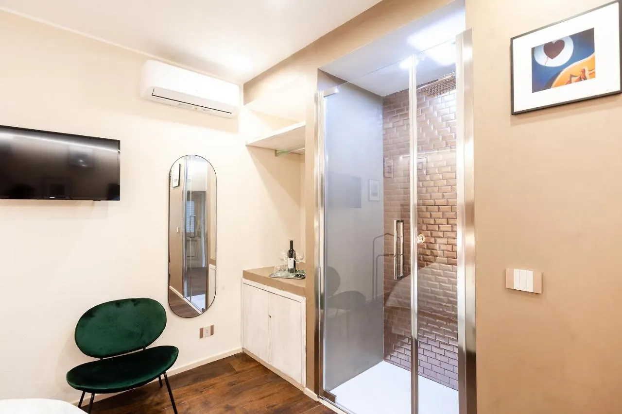 Tre36 - Smart & Design Room In The Old Center Bari 0*,